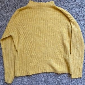 yellow old navy sweater